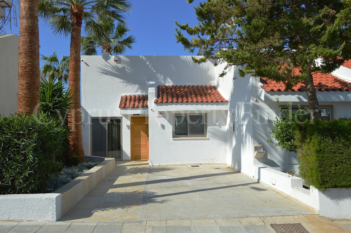 Fantastic Two Bedroom Front Line Bungalow In Kissonerga