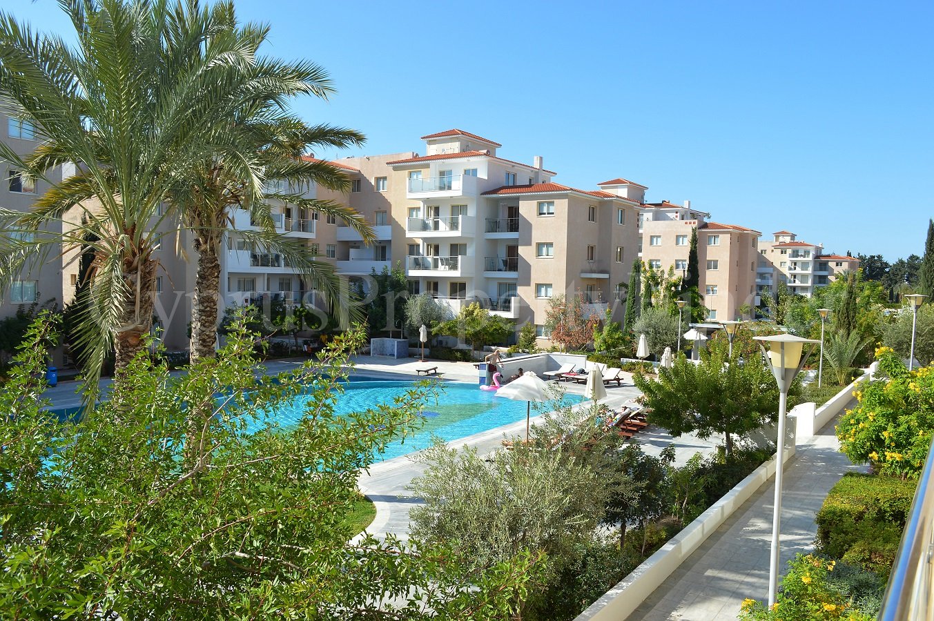 Beautiful Two Bedroom Apartment In Universal