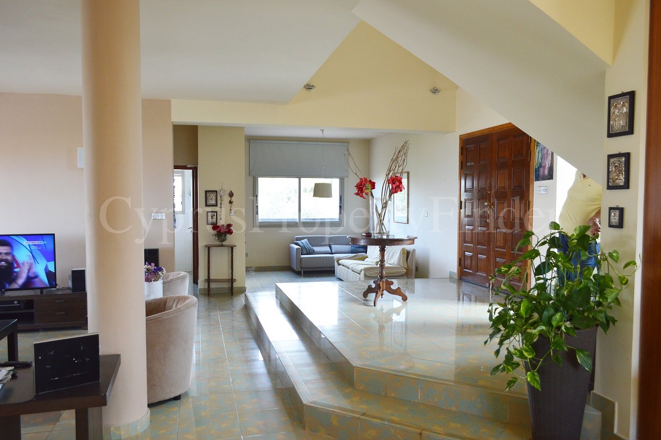 Four Bedroom Villa With Excellent Sea Views