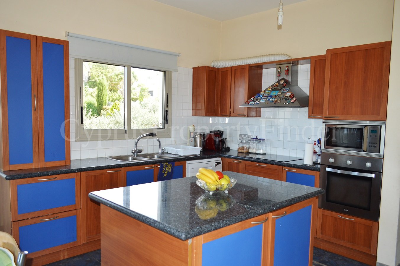 Four Bedroom Villa With Excellent Sea Views