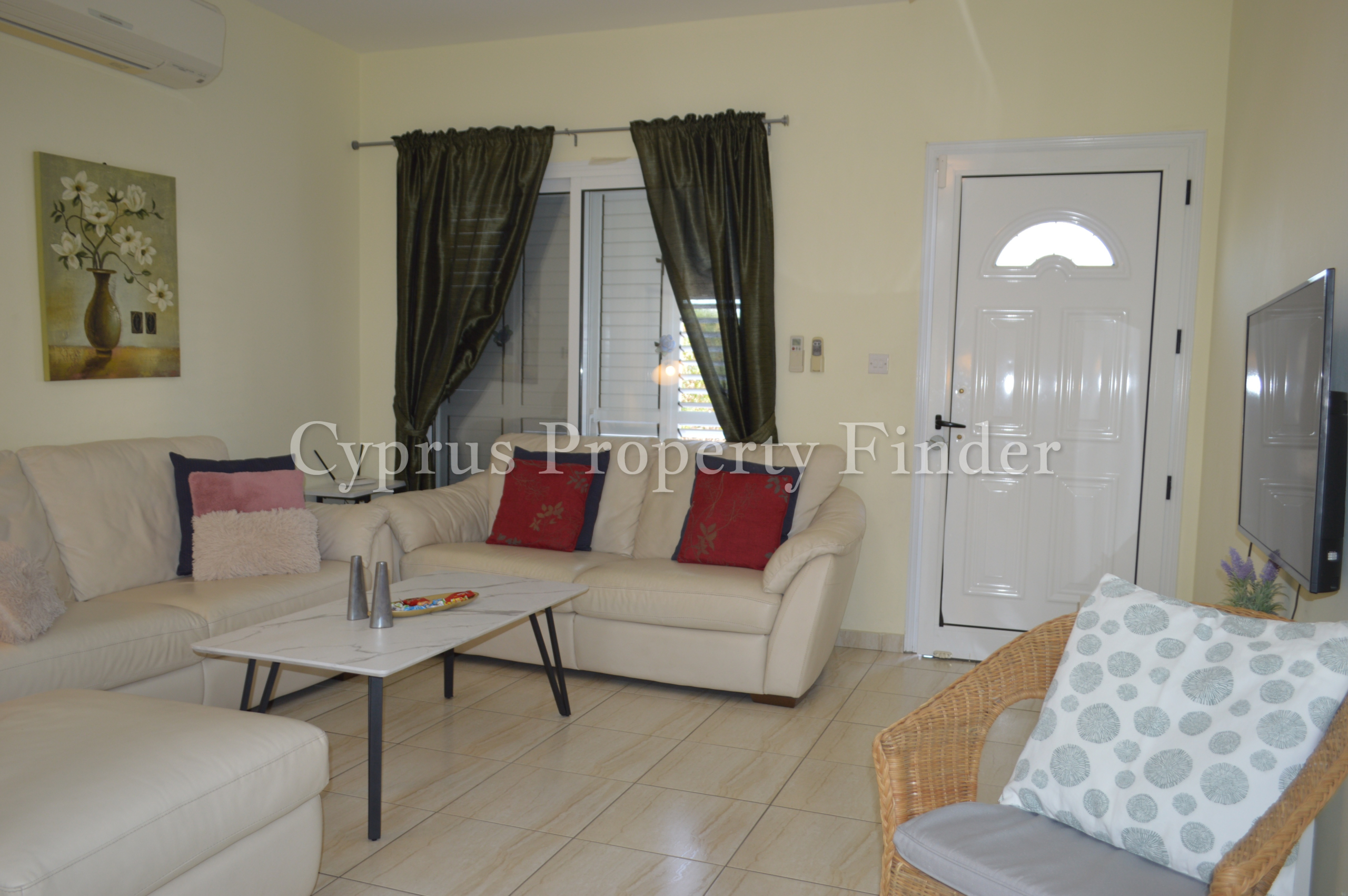 Two Bedroom Townhouse In Kato Paphos