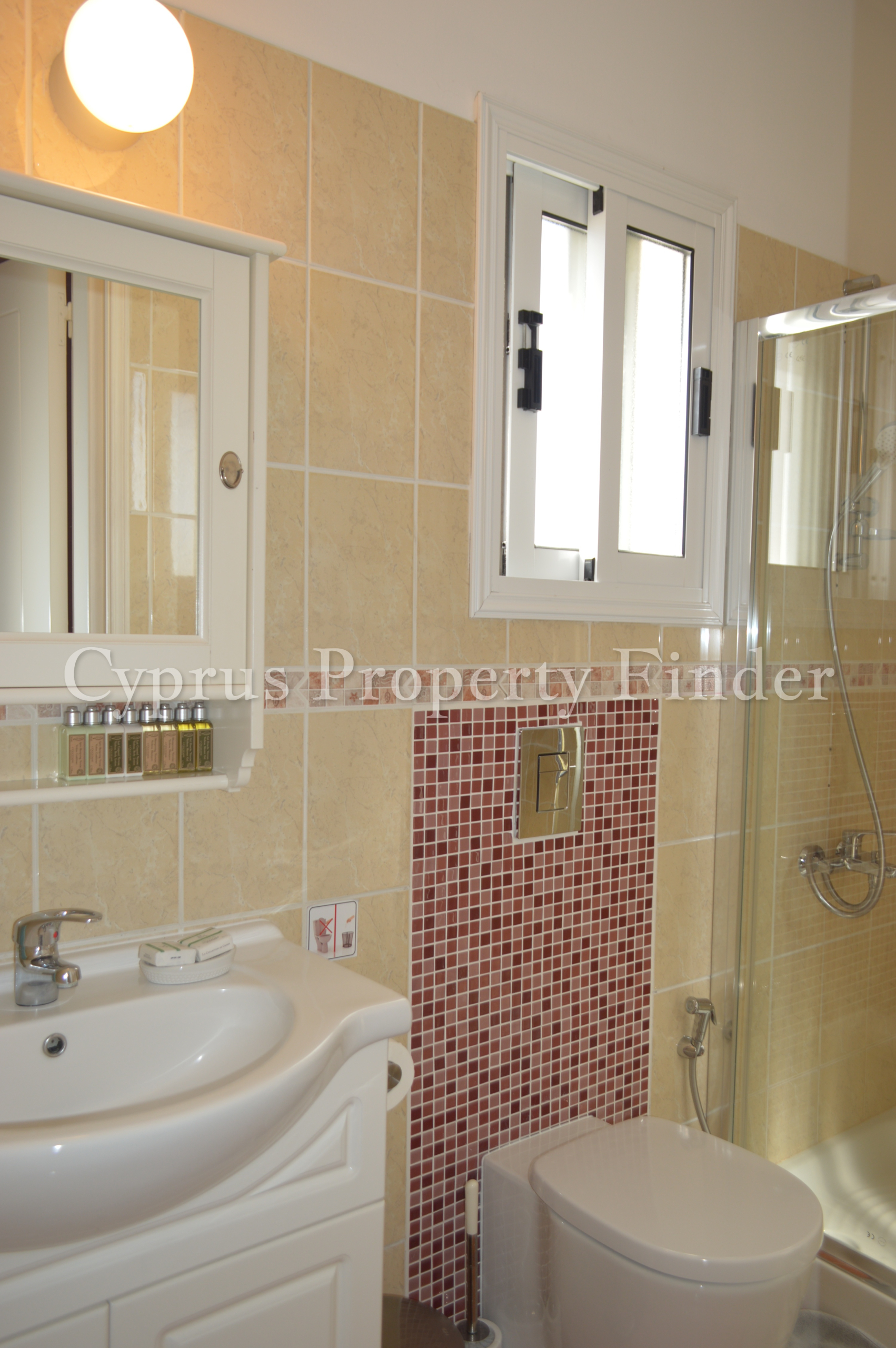 Two Bedroom Townhouse In Kato Paphos