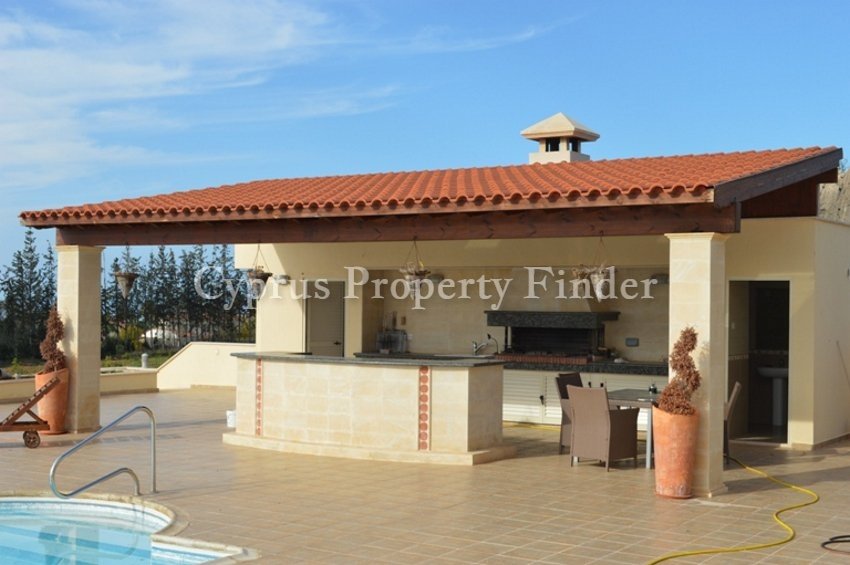 Eight Bedroom Luxury Villa With Excellent Sea Views