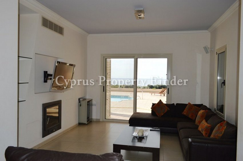 Eight Bedroom Luxury Villa With Excellent Sea Views