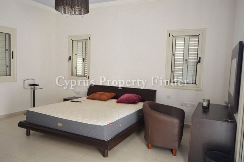 Eight Bedroom Luxury Villa With Excellent Sea Views