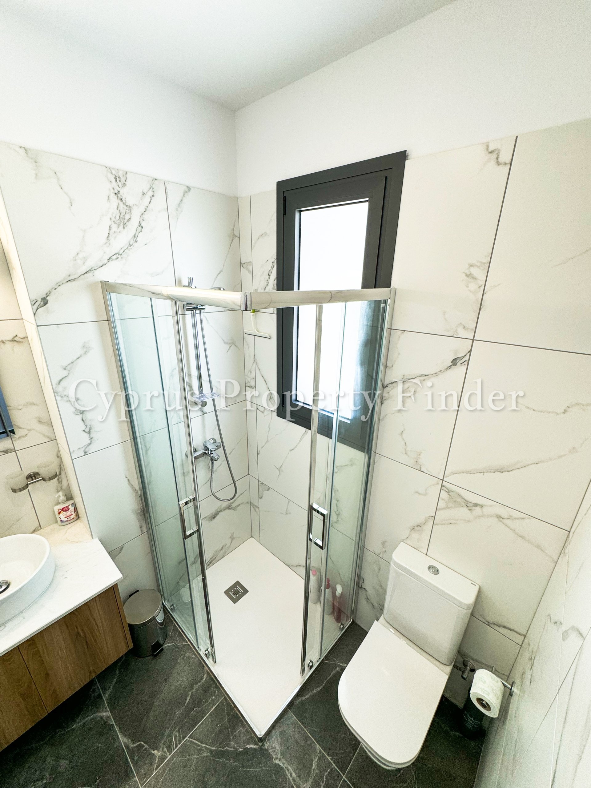 New Built Apartment In Universal Area