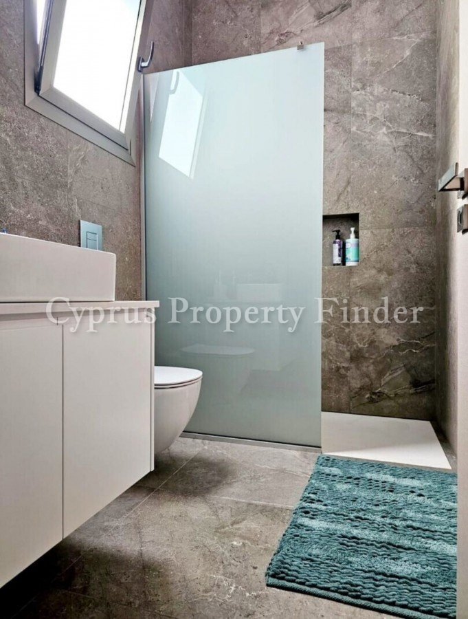 Four Bedroom Superb Bungalow In Emba