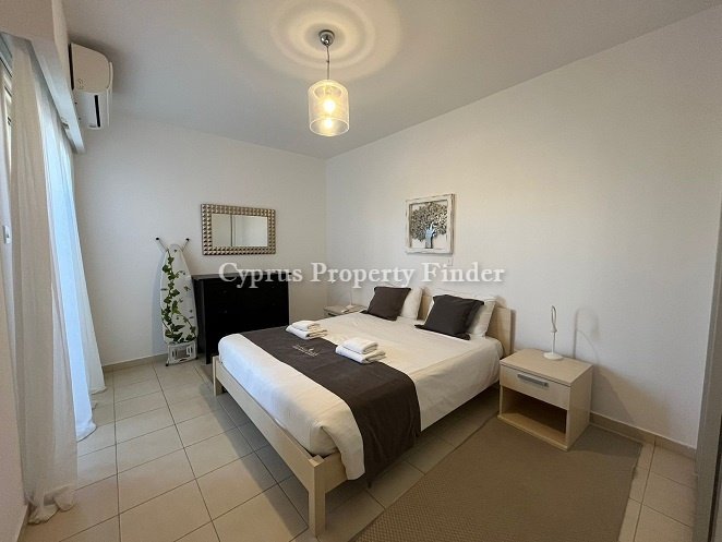 Two Bedroom Apartment Located In Elysia Park