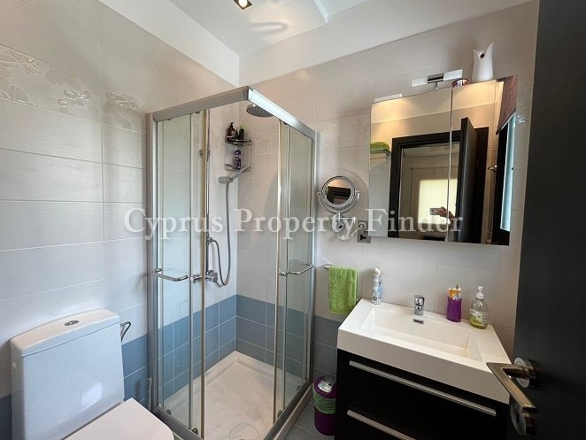 Three Bedroom Villa In Peyia Village