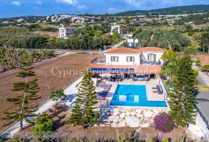 Four Bedroom Superb Villa On A Large Plot In St George