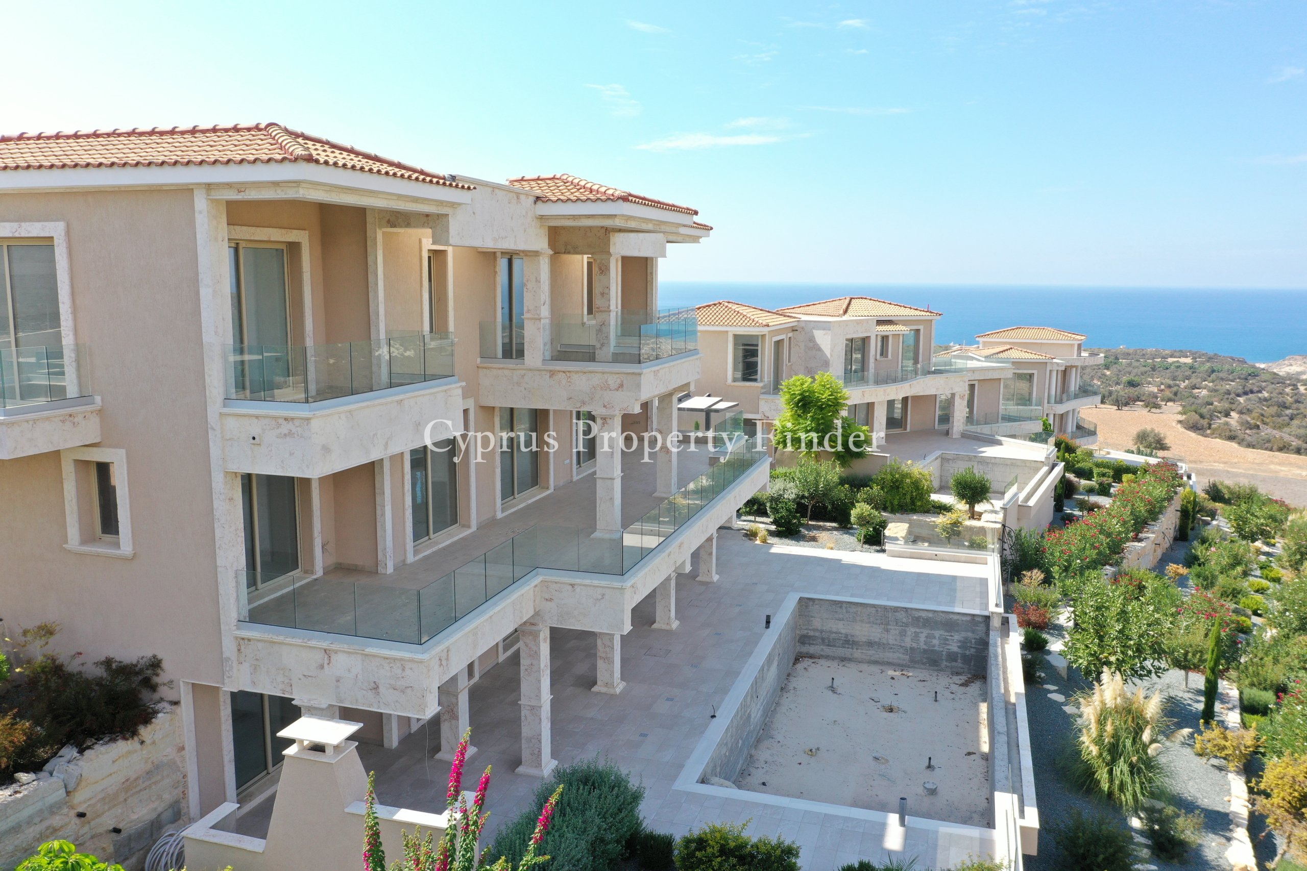Mansion With Unobstructed Sea Views