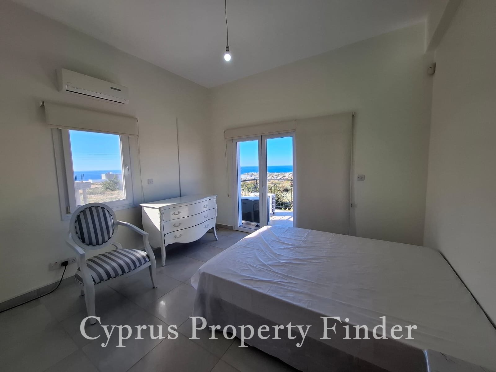 Superb Villa With Panoramic Sea Views