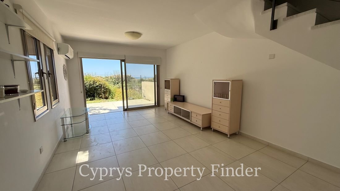 Lovely Townhouse Close To The Sea