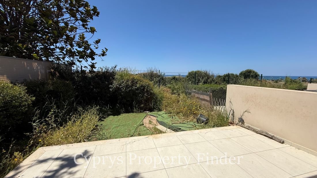 Lovely Townhouse Close To The Sea