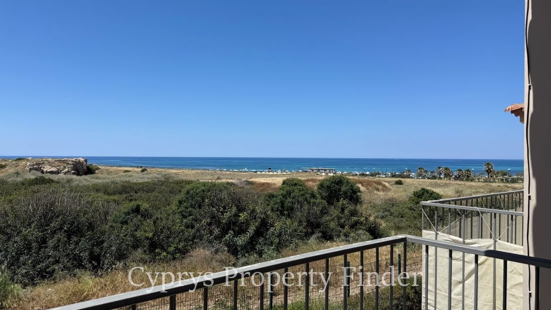 Lovely Townhouse Close To The Sea