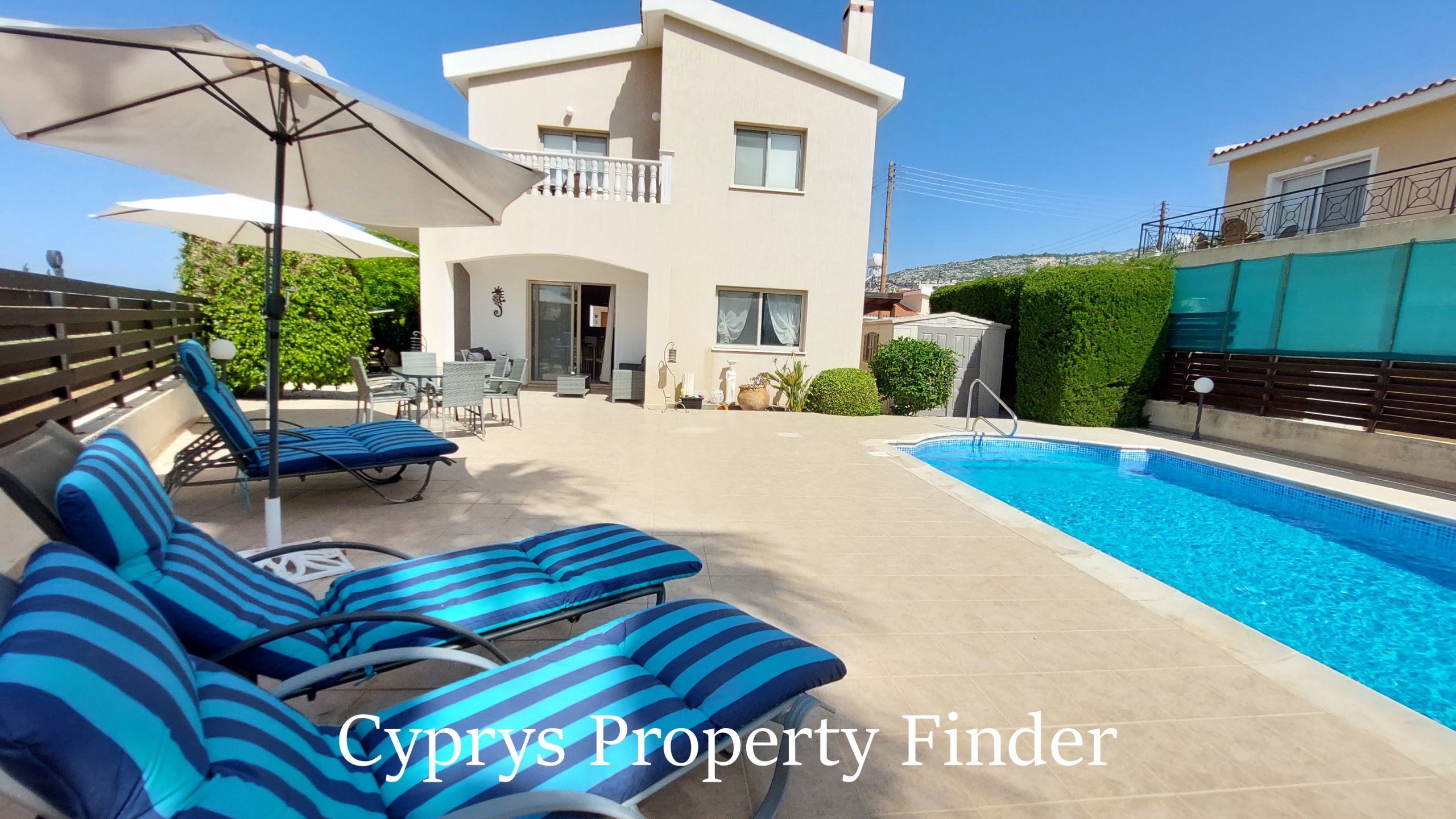 Amazing Villa In Renowned Area