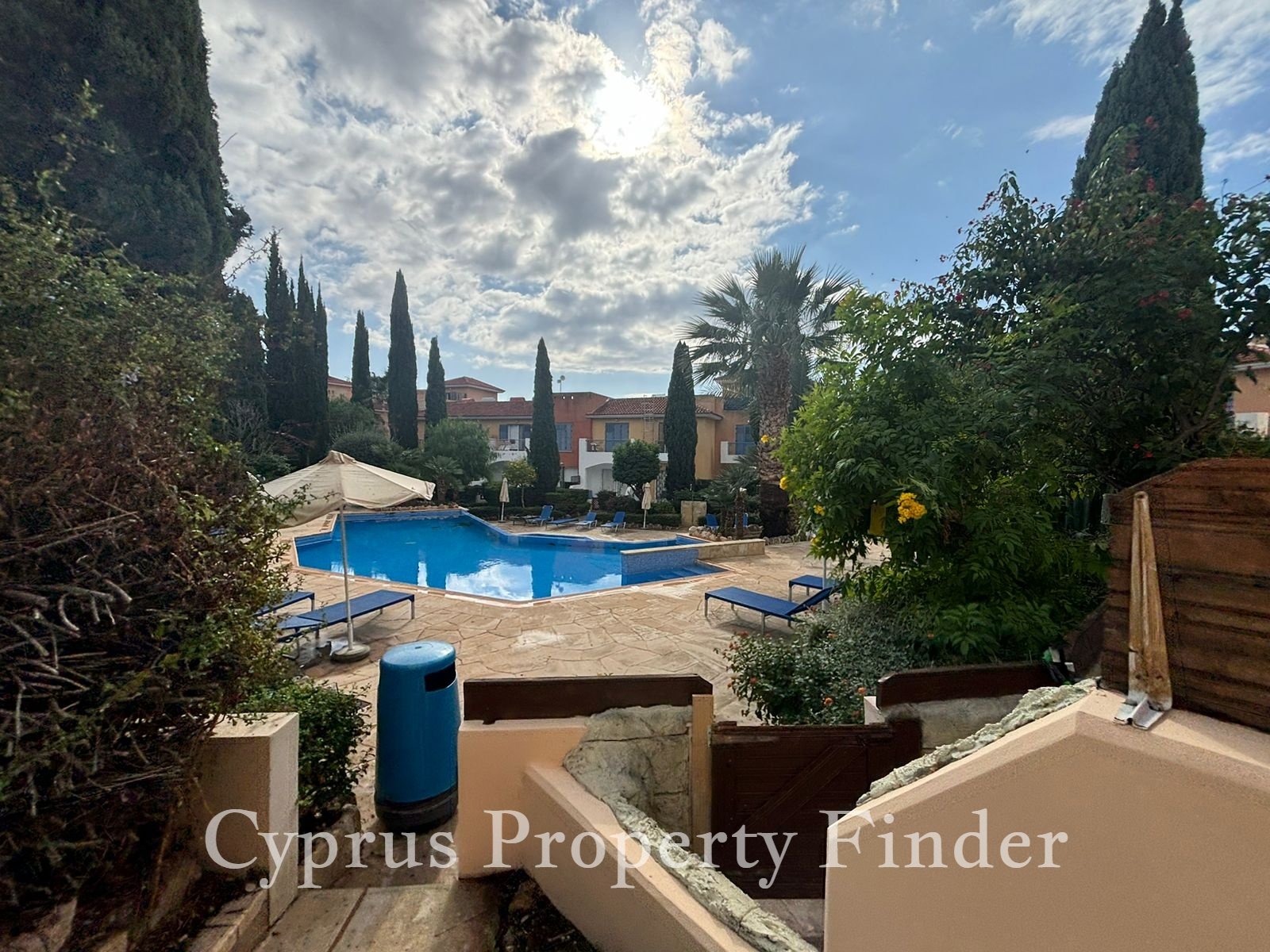 Lovely Townhouse In Great Location