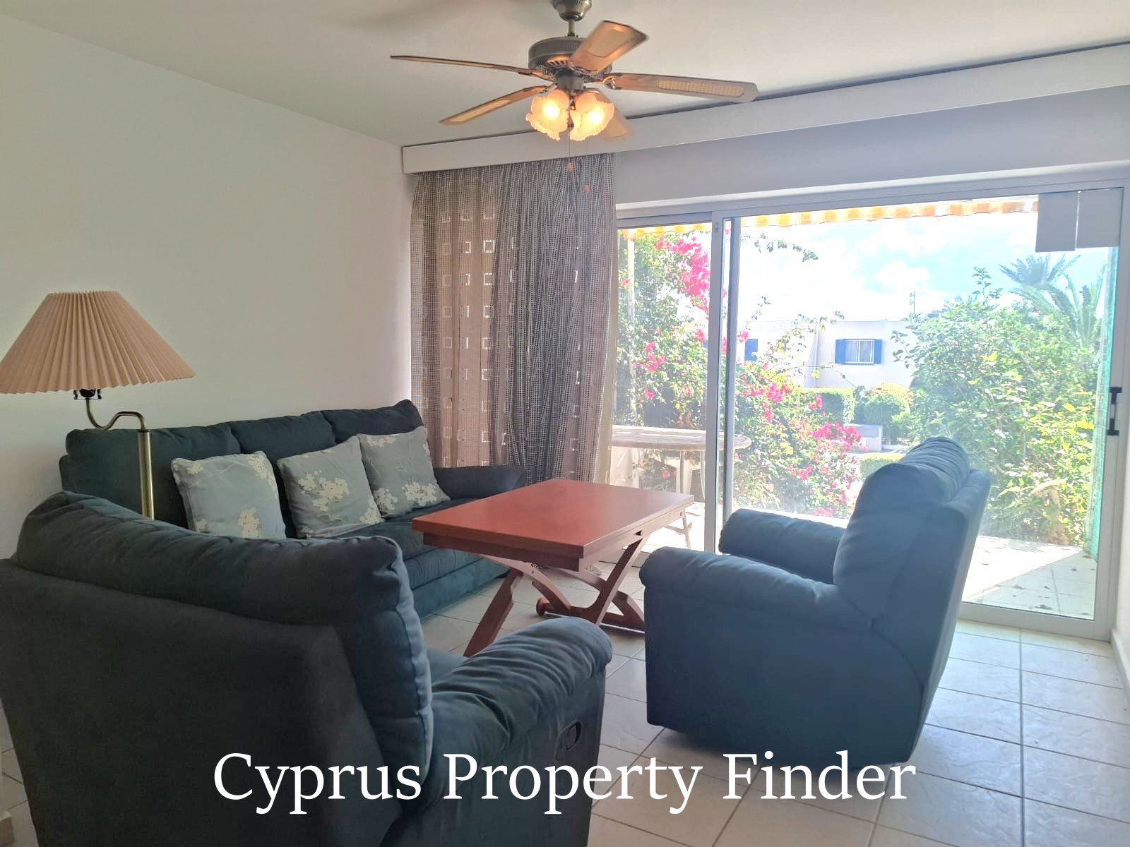 Lovely Townhouse With Excellent Sea Views