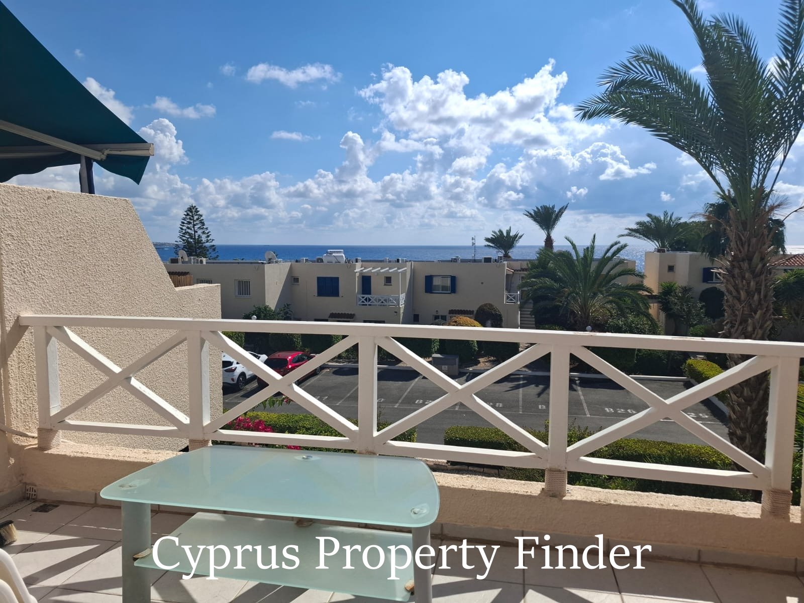 Lovely Townhouse With Excellent Sea Views