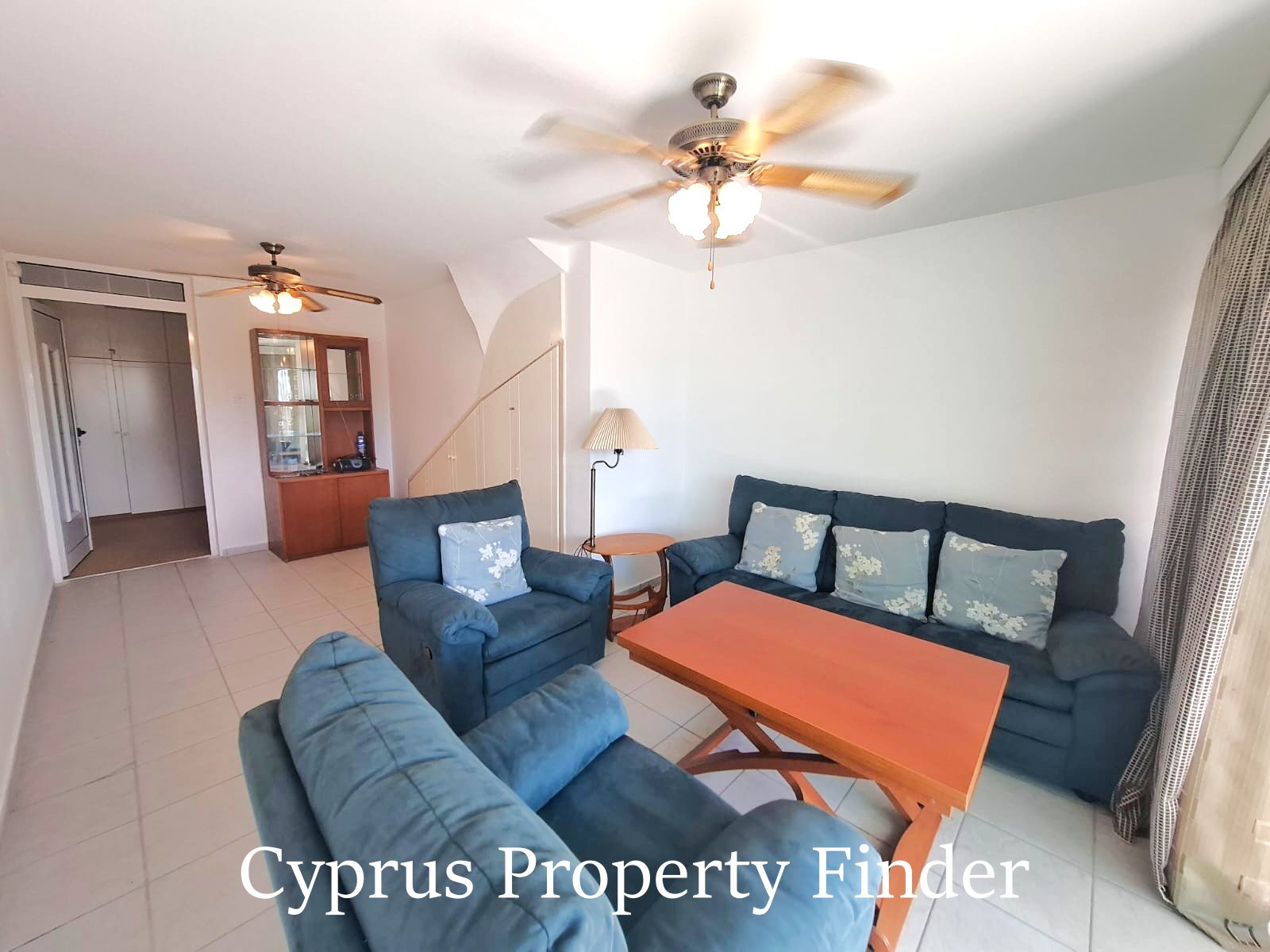 Lovely Townhouse With Excellent Sea Views