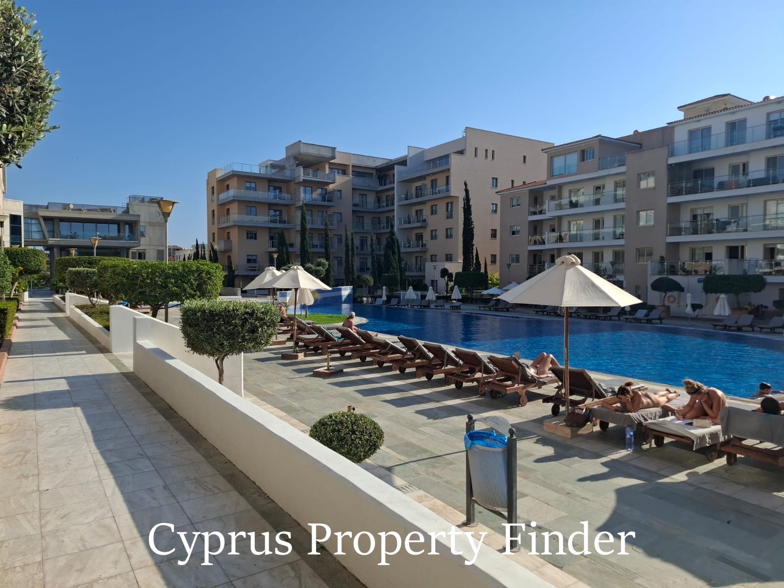 Lovely Townhouse In Superb Resort