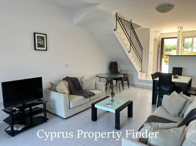 Lovely Townhouse In Great Location